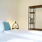 Rabenberg Duo- 12 Personen- 2 Baeder- 2 Kuechen- Parkplatz- Terrasse- Balkon *