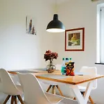 Rabenberg Duo- 12 Personen- 2 Baeder- 2 Kuechen- Parkplatz- Terrasse- Balkon *