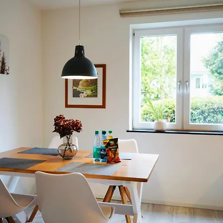 Rabenberg Duo- 12 Personen- 2 Baeder- 2 Kuechen- Parkplatz- Terrasse- Balkon