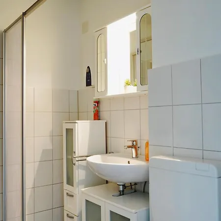 Rabenberg Duo- 12 Personen- 2 Baeder- 2 Kuechen- Parkplatz- Terrasse- Balkon Διαμέρισμα *