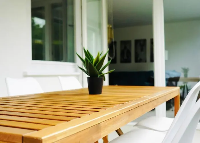 Rabenberg Duo- 12 Personen- 2 Baeder- 2 Kuechen- Parkplatz- Terrasse- Balkon Апартаменты